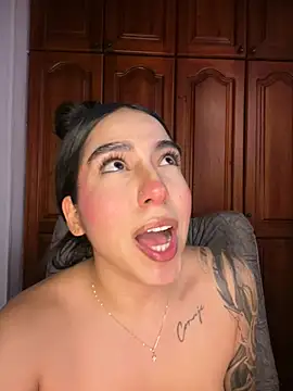 KaditaNavarro webcam
