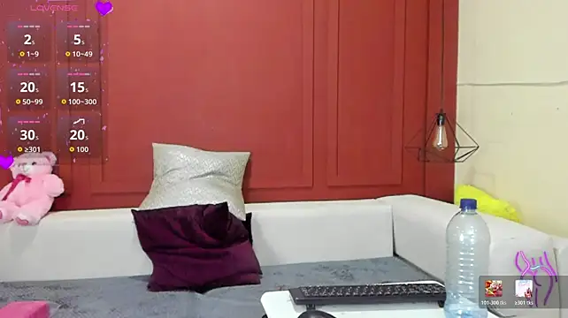 ZamanthaJhones live cam on StripChat
