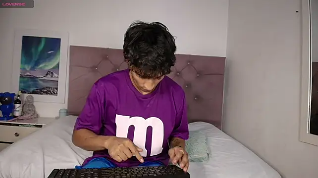 Zayn_Moretti webcam