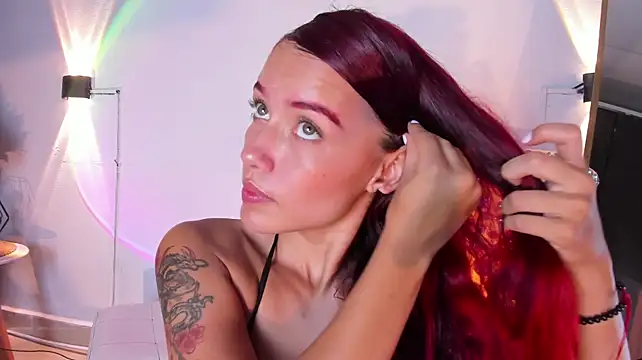 Cherry_Scarlet_ webcam