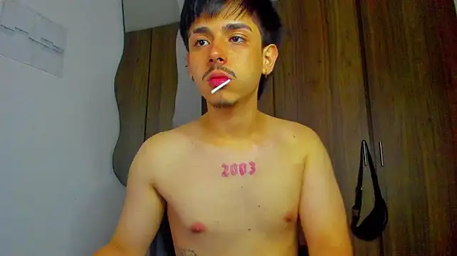 Maximo_Miller webcam