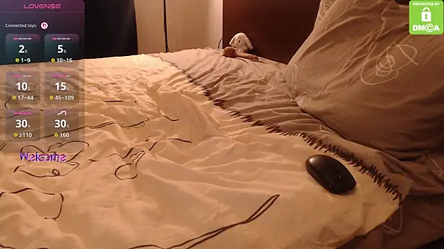 _M_i_a___ webcam