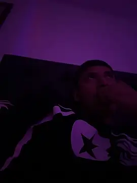 sexxxysquirterstev777 (M young) - FULL NAKED AND HARD DICK