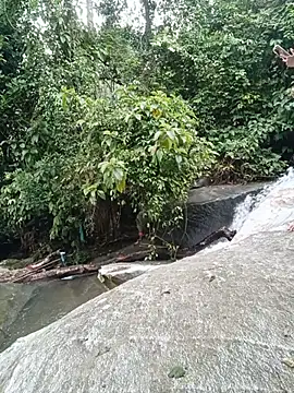 Linda-yiyi webcam