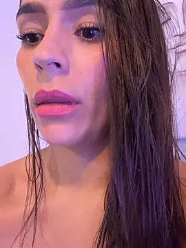 Mau_White webcam
