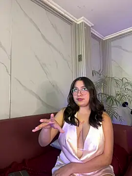 ItsMary007 webcam