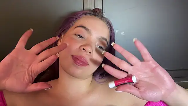 Violett_Moonx webcam