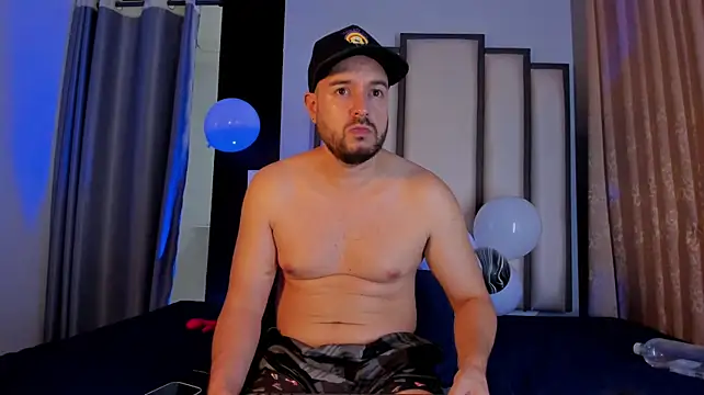 Luca_noir webcam