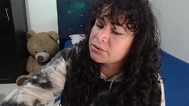 ANGELIQUE_KLANE webcam