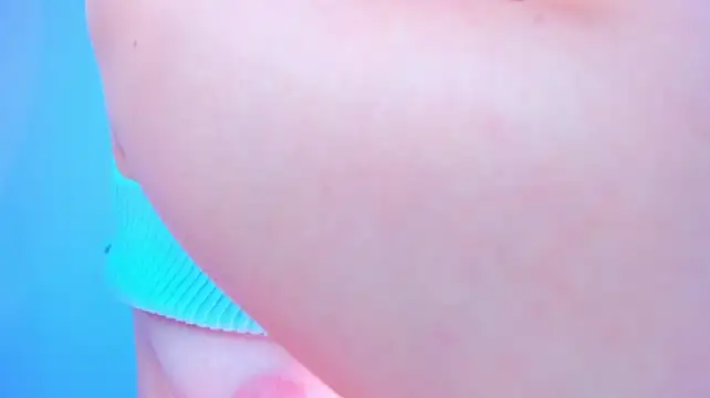 Ariana_f webcam