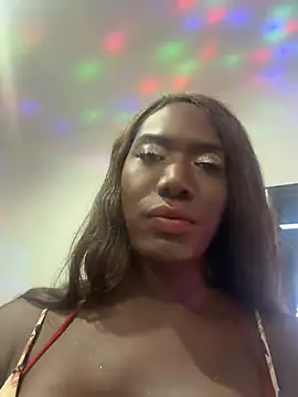 Modella: blackhotpartyts