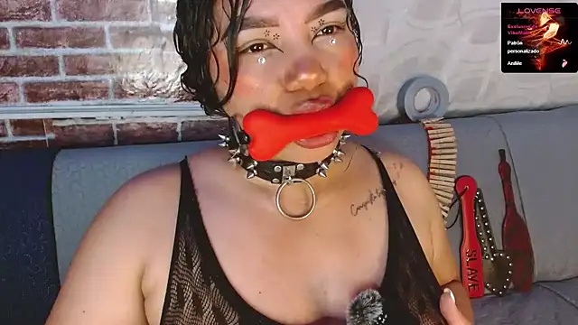 emma_bdsm_