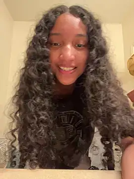 RoseNoirrrrr live sex cam