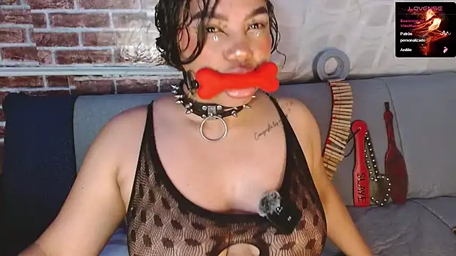 emma_bdsm_ live cam room