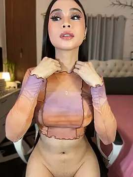 Naked_Prada webcam