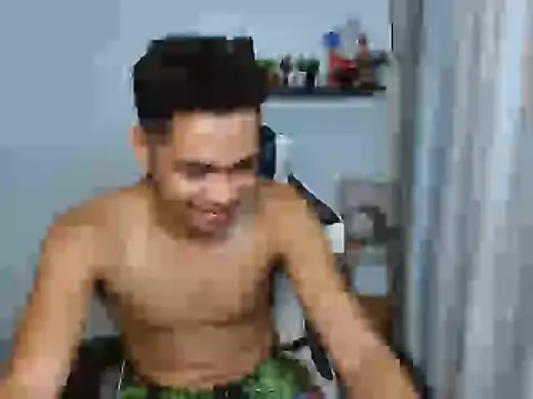 curlyasian_njxx webcam