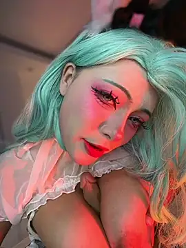 seraphine23 live Stripchat room