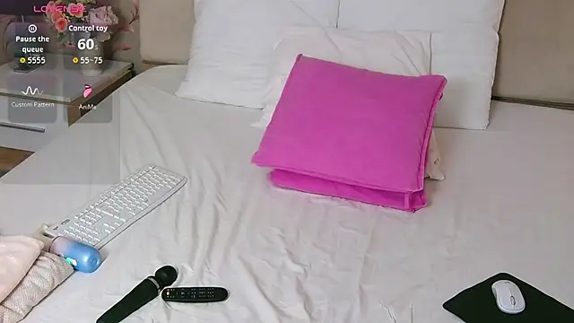 GiselleFox live cam room