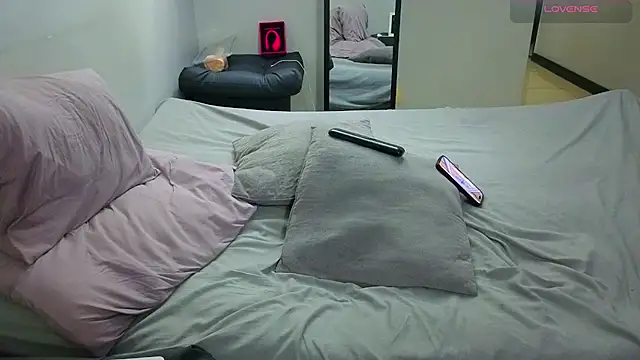 Matiashorney live Stripchat room