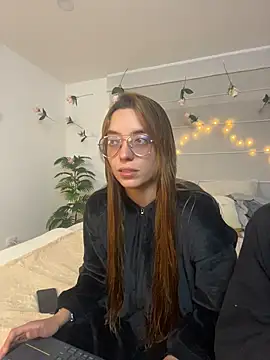 Lucyjoi webcam
