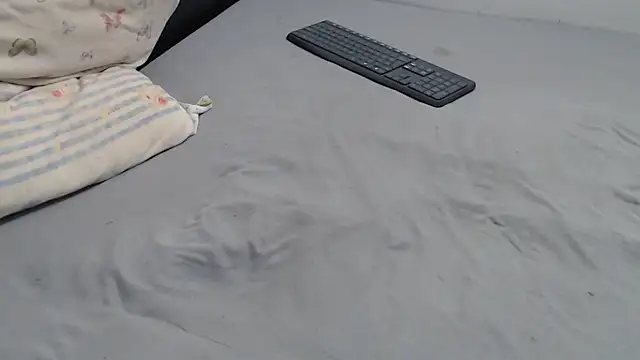 PreciousJohn87 webcam