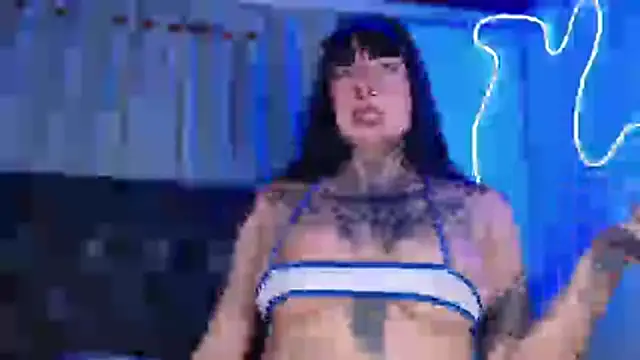 camilaa_brandz live cam room