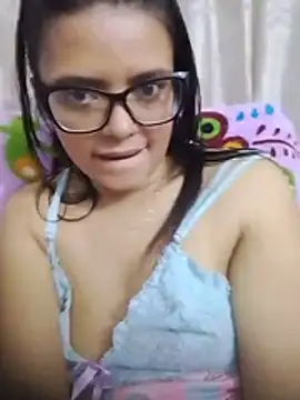 selena_foxy webcam