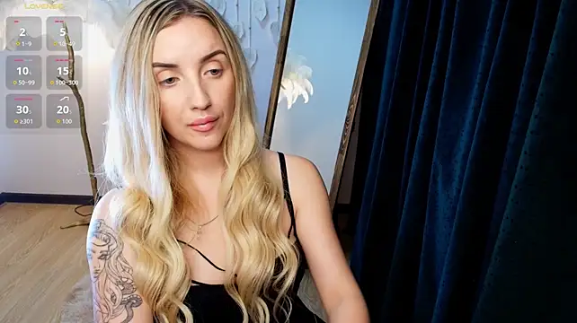 White_F0x webcam