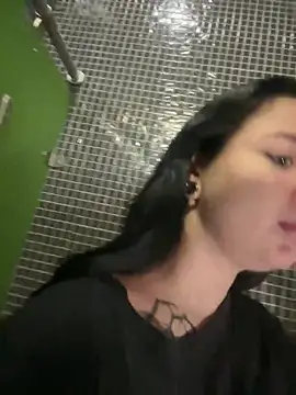AlishaOfThorns live sex cam