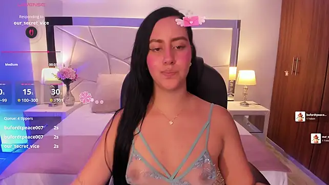 Natasha_Kiim_ live cam on StripChat