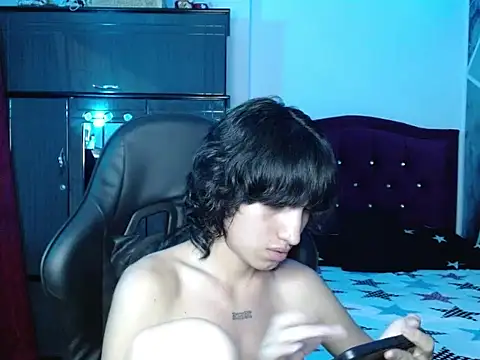 littlextreme live sex cam