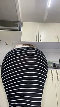 Chloee_Peach webcam