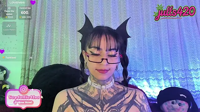 Julls420_ webcam
