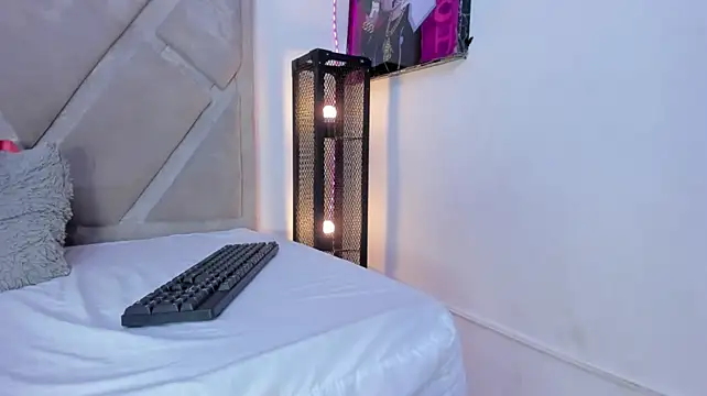 Antonella_mia webcam