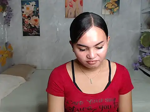 ur_asiankat webcam