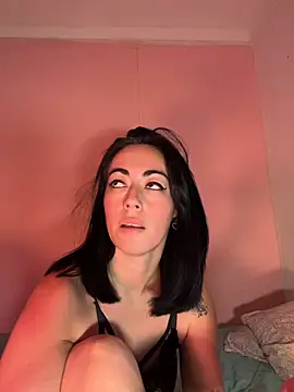 BrattyYanii webcam