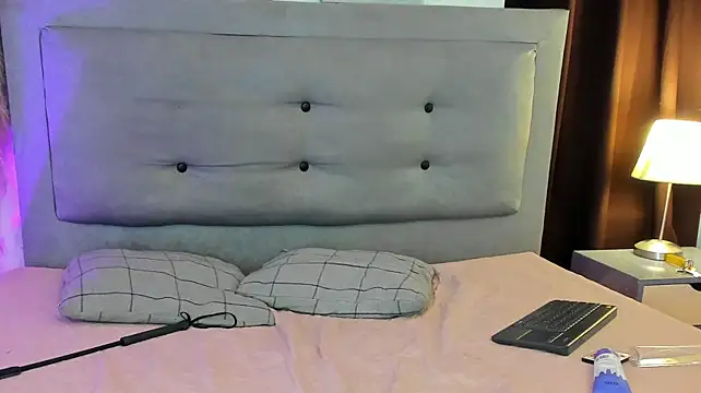 sammyrose__ webcam