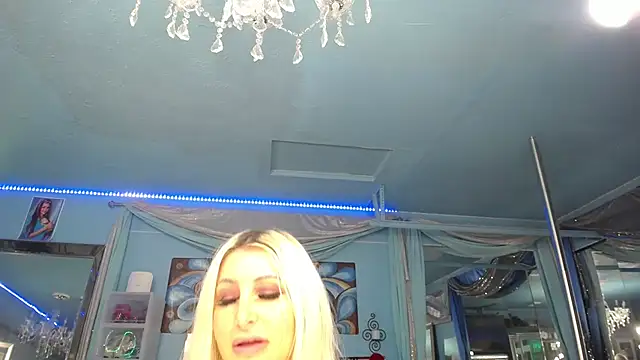 ADRIANNA_FOX webcam
