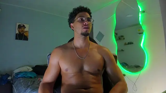 Kris_Khalifa69 webcam