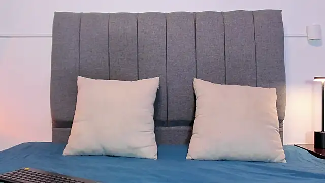 Sarah-Cooper webcam