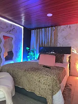 Vicky_Saidi webcam