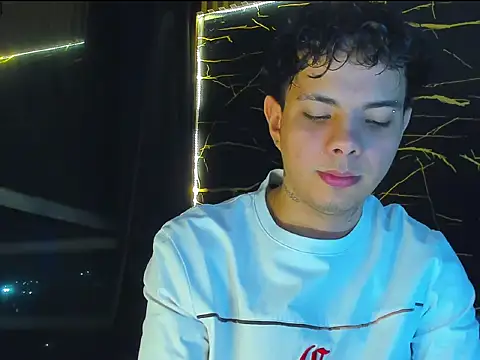 Alessandro_1610 webcam