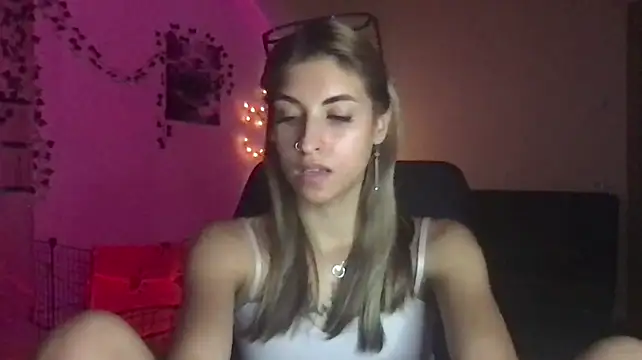 Rossy_Vega webcam