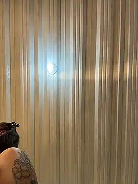 emily_acorn webcam