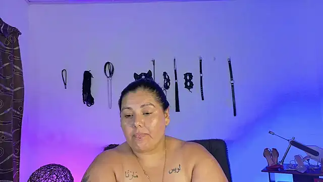 AndreaKinky webcam