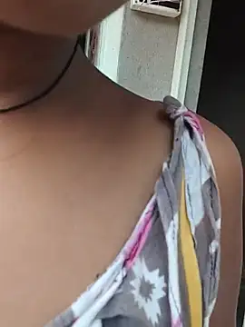 Sweet-runi live cam room