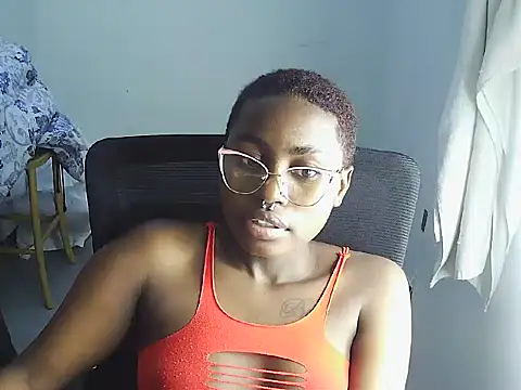sweetsin12 webcam