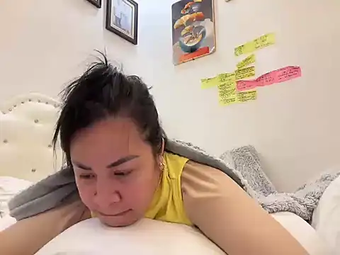 NaughtySCARLETSIN webcam