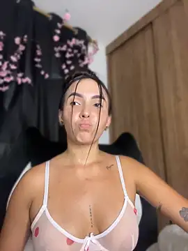 ScarletDarkMuse webcam