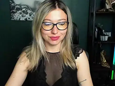 loveHeidi webcam